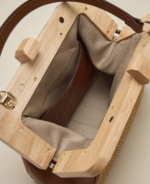 Pochette The Wooden Kiss – Image 7