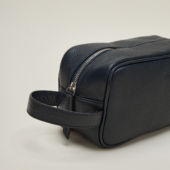 trousse fello cuir grainé bleu marine